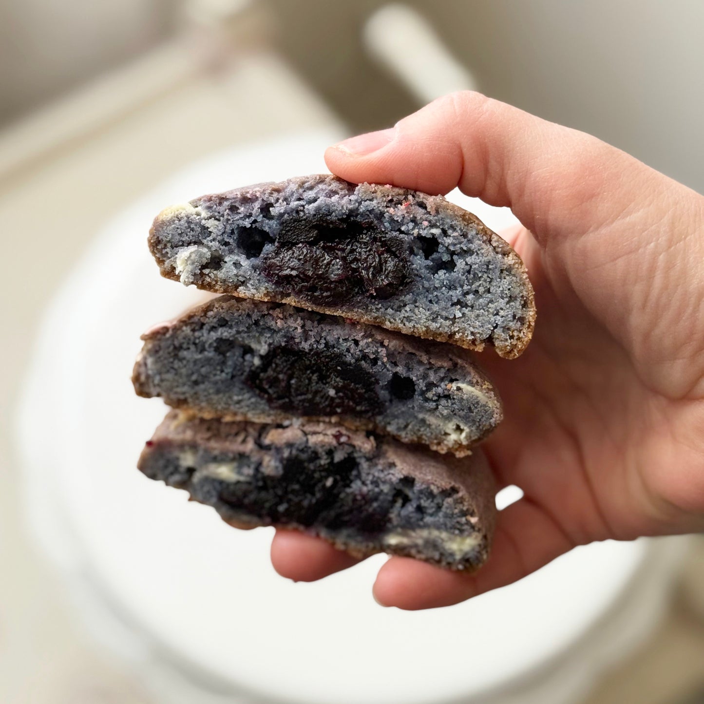 Cookie Lavendel mit Heidelbeerfüllung