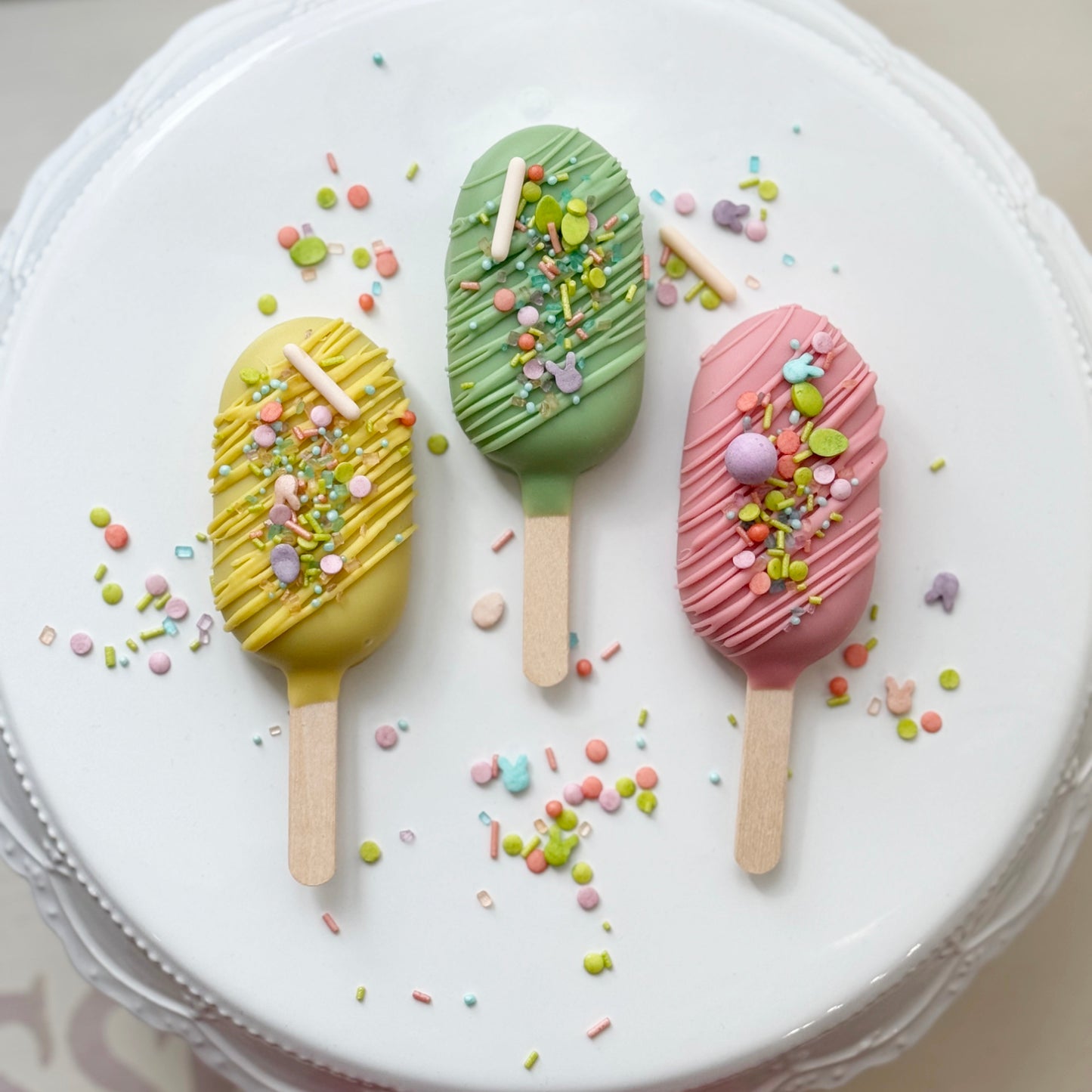 Cakesicles Set mit Osterstreusel