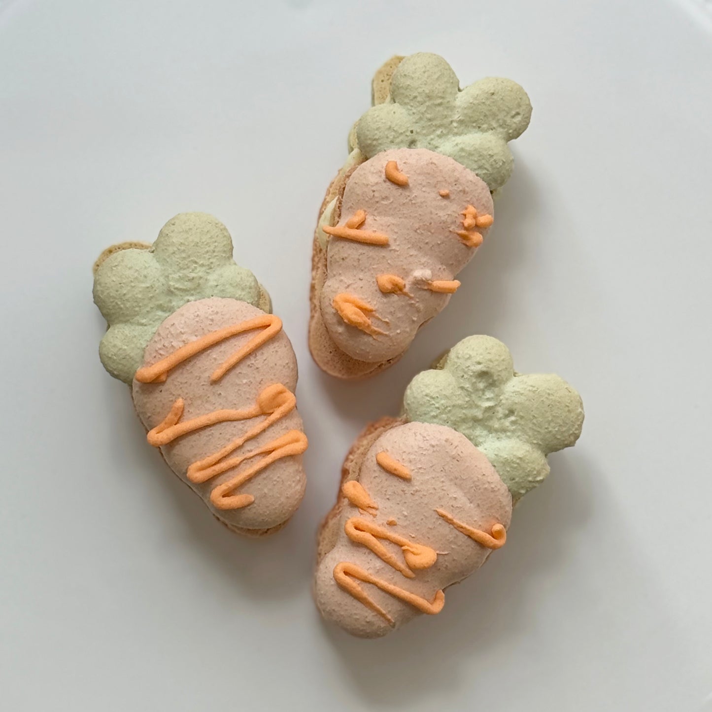 Ostermacaron "Karotte" (ab 8.4. lieferbar)