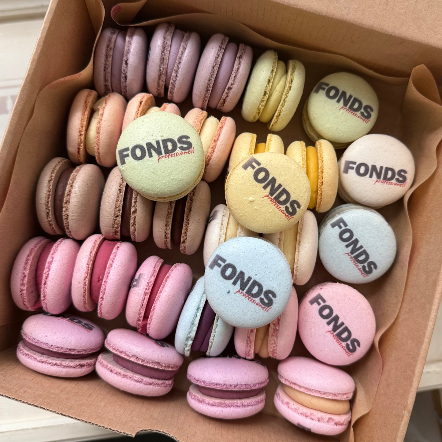 Macarons mit Logo/Motiv